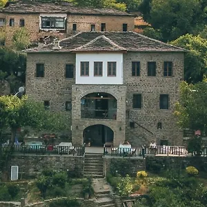 Traditional Pensión Përmet